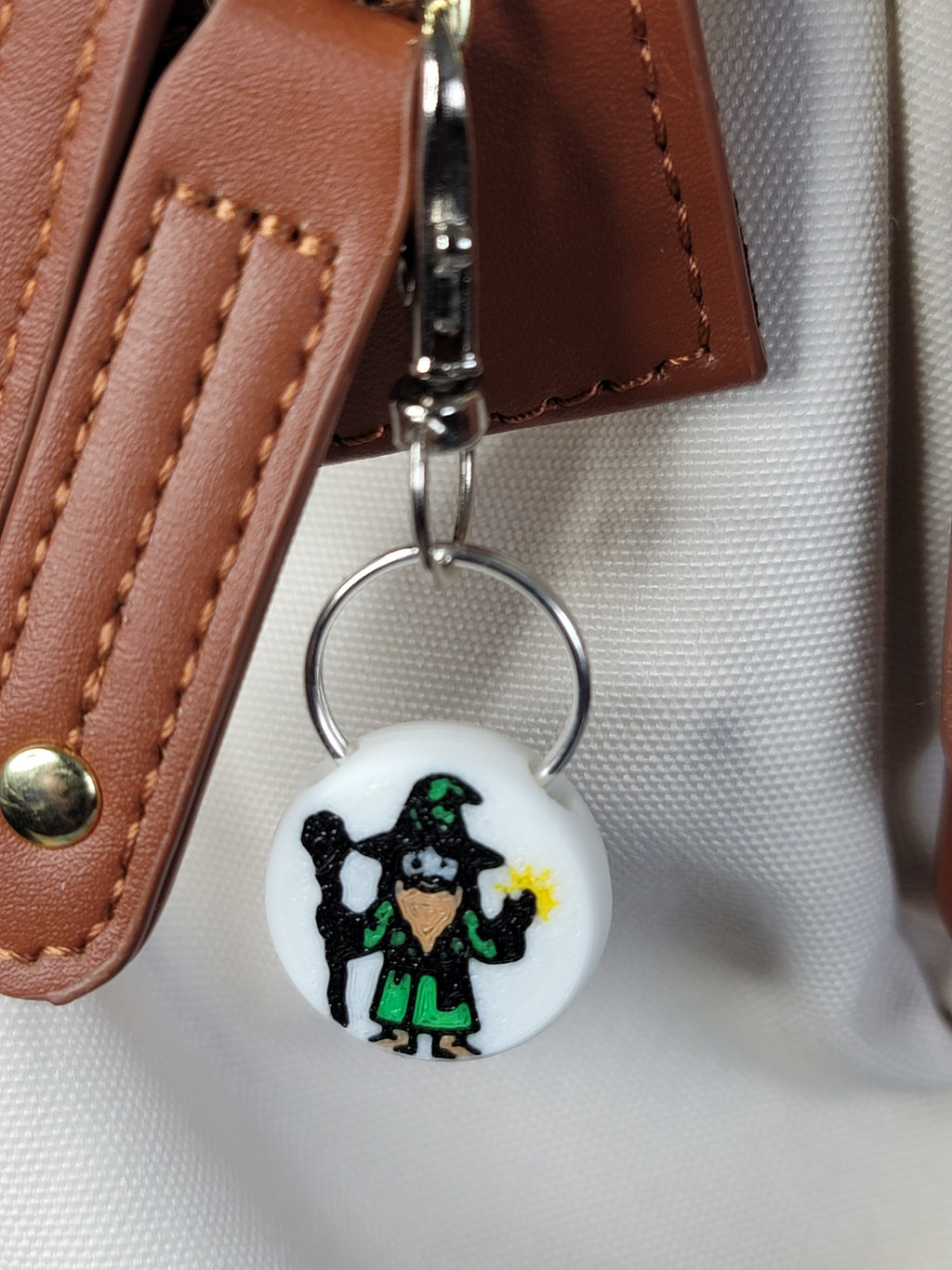 3D Printed Magic Keychain Fob – Multicolor Wizard Zipper Pull Accessory