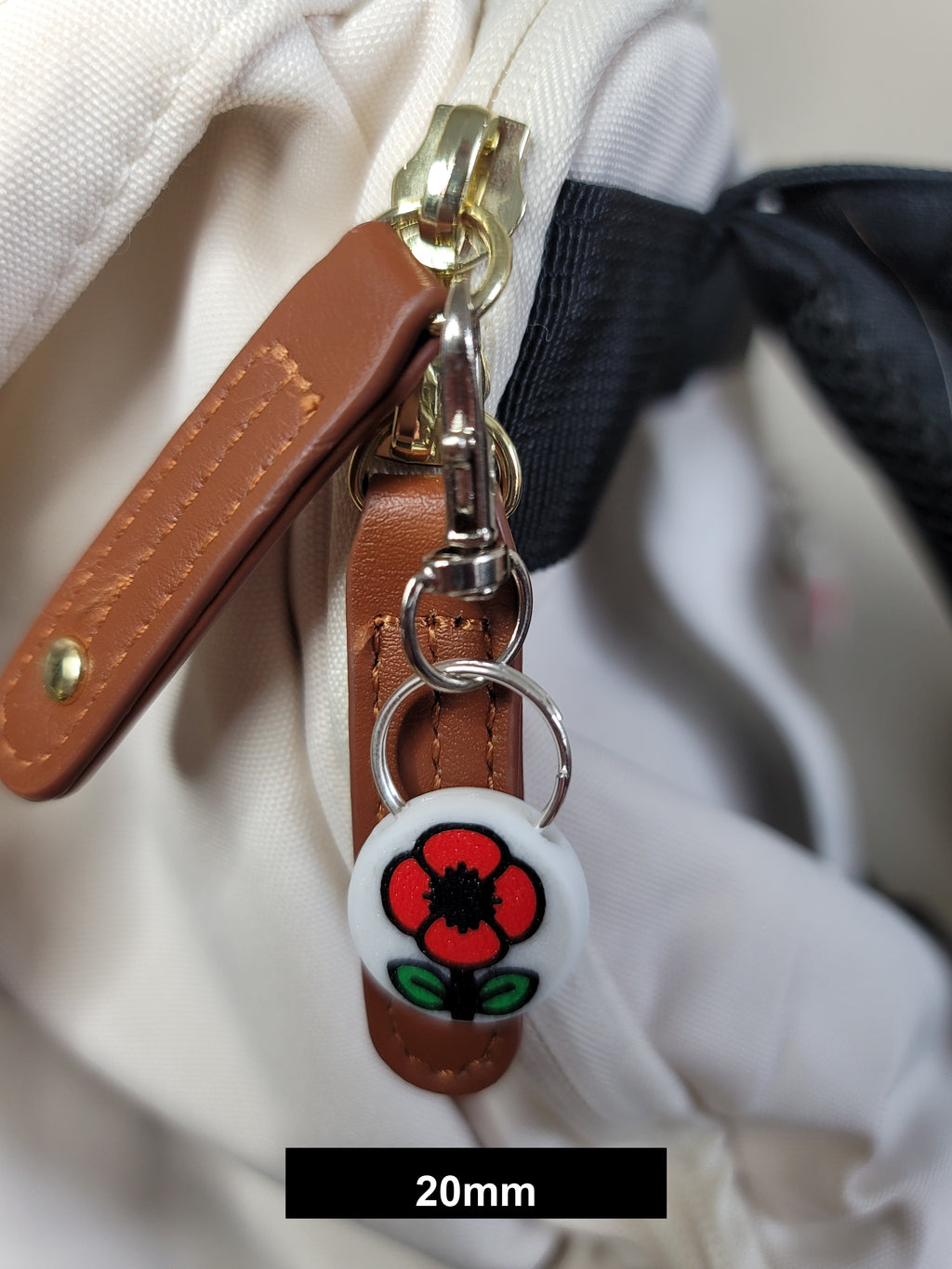 Poppy Fob
