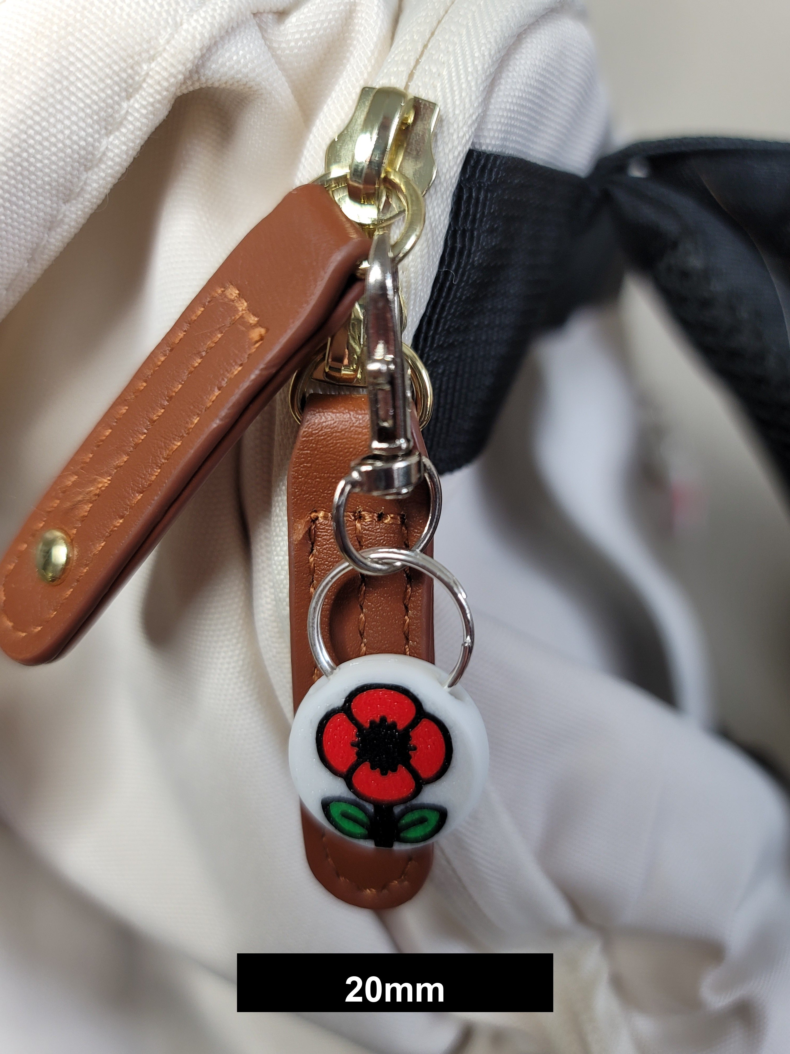 Poppy Fob