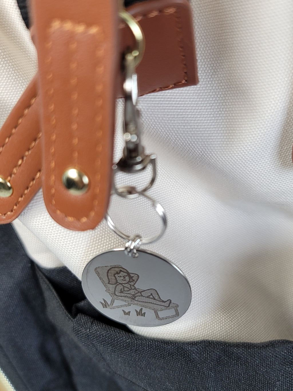 Laser Engraved Suntan Keychain Fob – Steel Summer Beach Zipper Pull